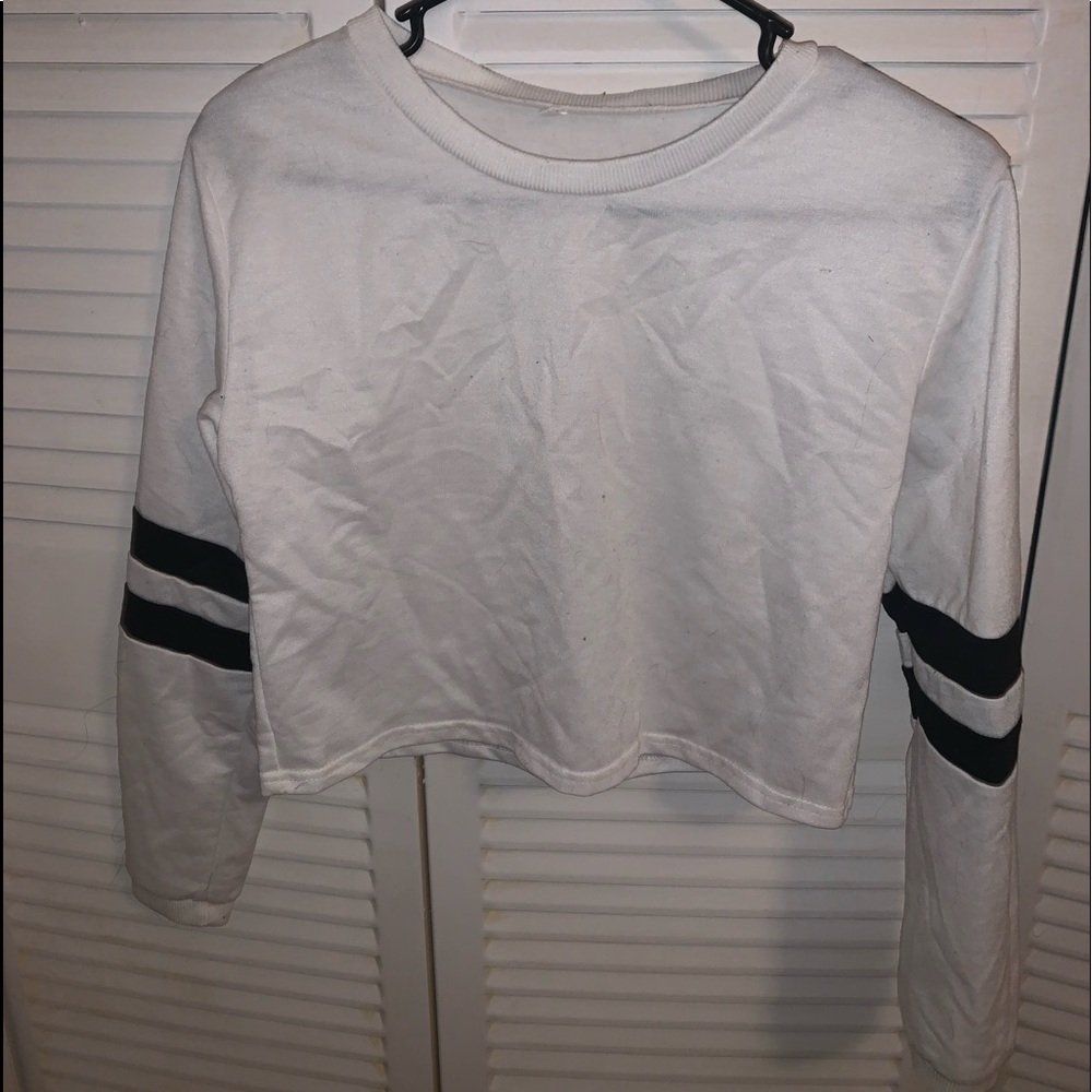 White cropped sweatshirt